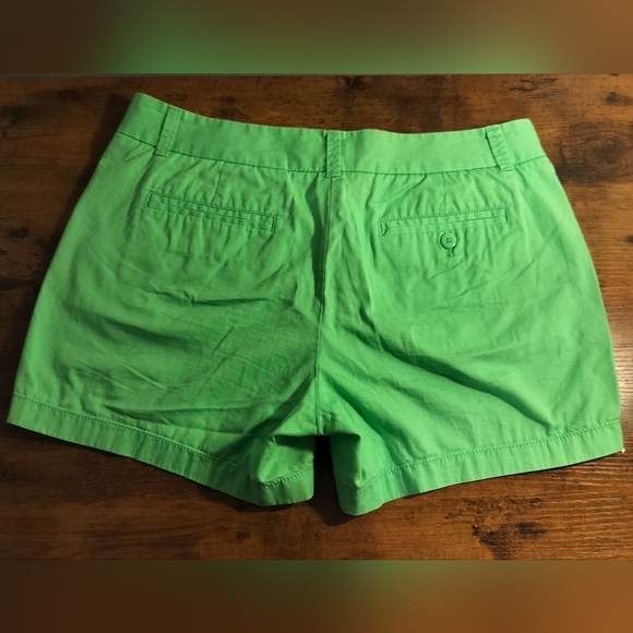 J. Crew Green Bermudas Cotton Blend Summer Essential - Picture 2 of 3